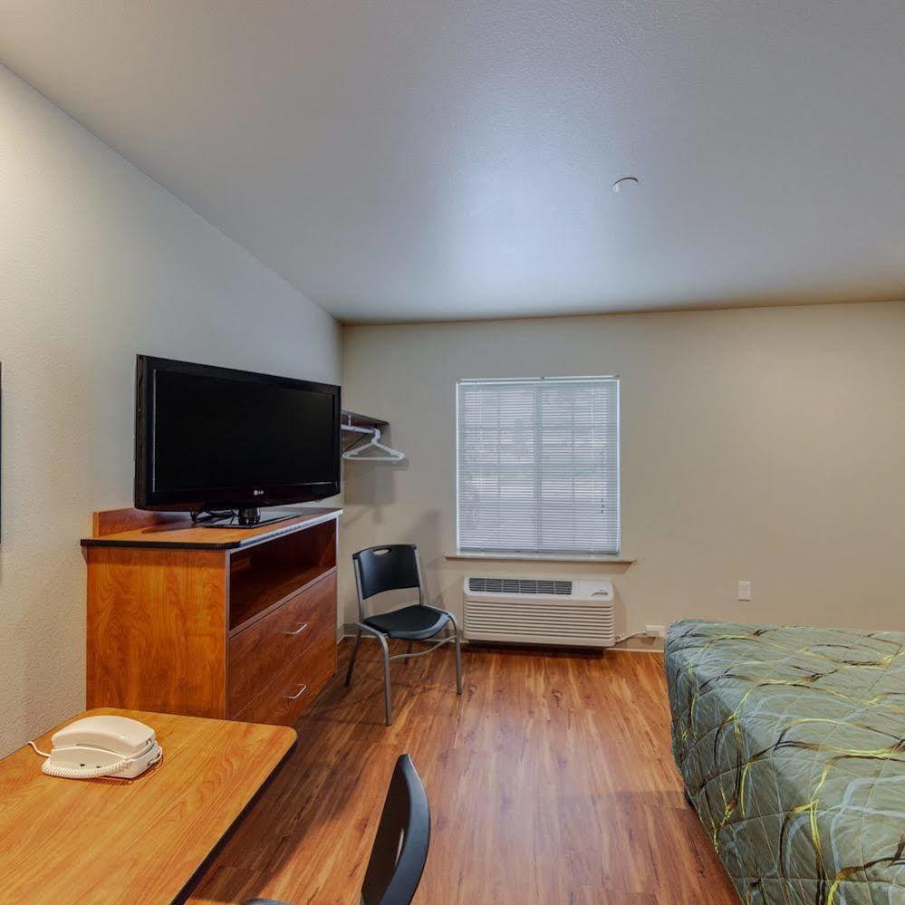 Extended Stay America Select Suites - Indianapolis - Lawrence Dış mekan fotoğraf